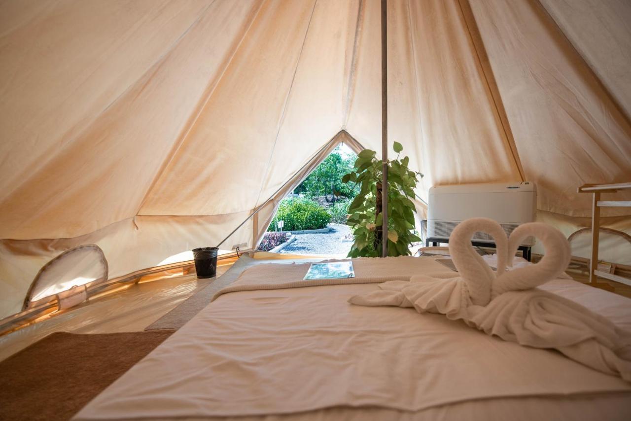 Roost Glamping Hotel Rawai Eksteriør billede